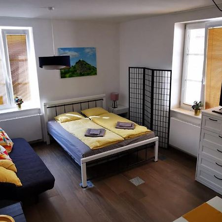 Apartman Augustin Jičín Exterior foto