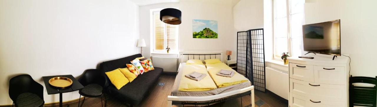 Apartman Augustin Jičín Exterior foto